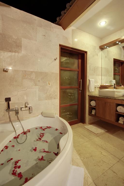 Villa Alu Lima Seminyak  Luaran gambar